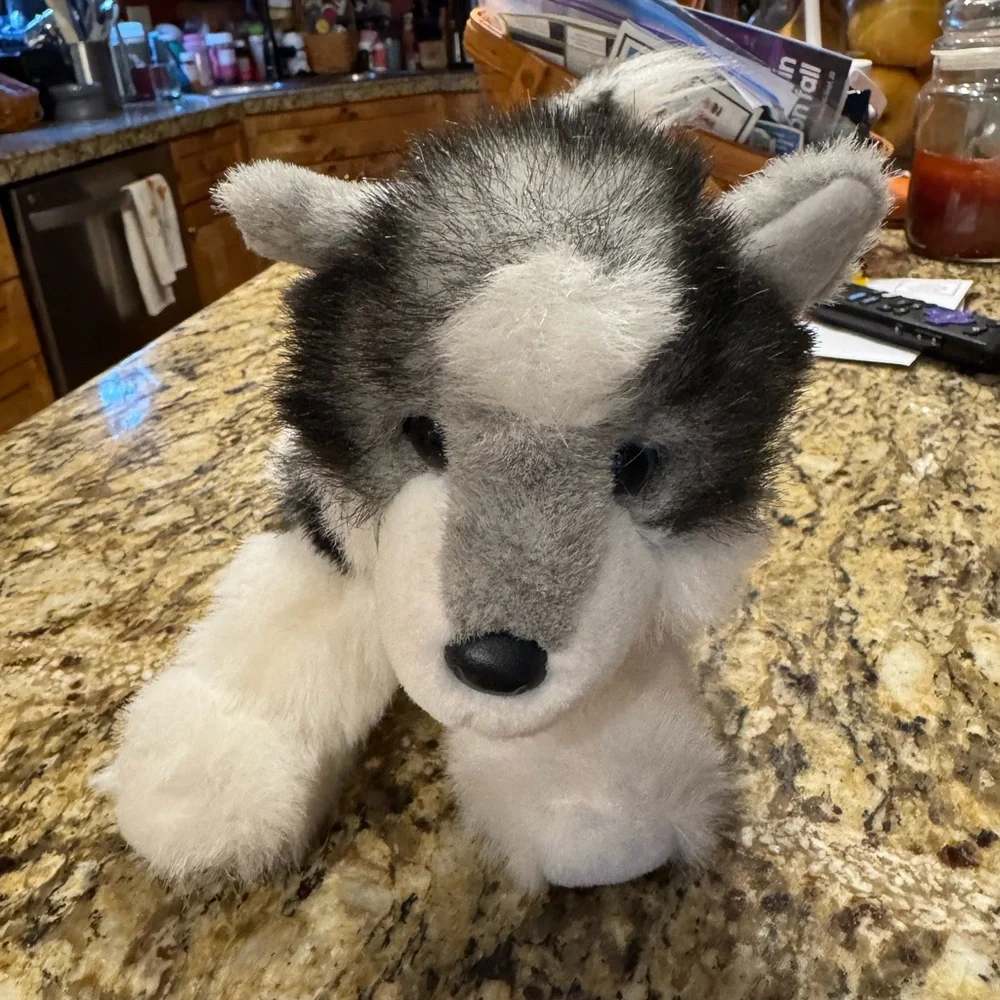 Douglas Plush Husky Dog Toy - Gray & White Soft Companion NWOT manuf 2013